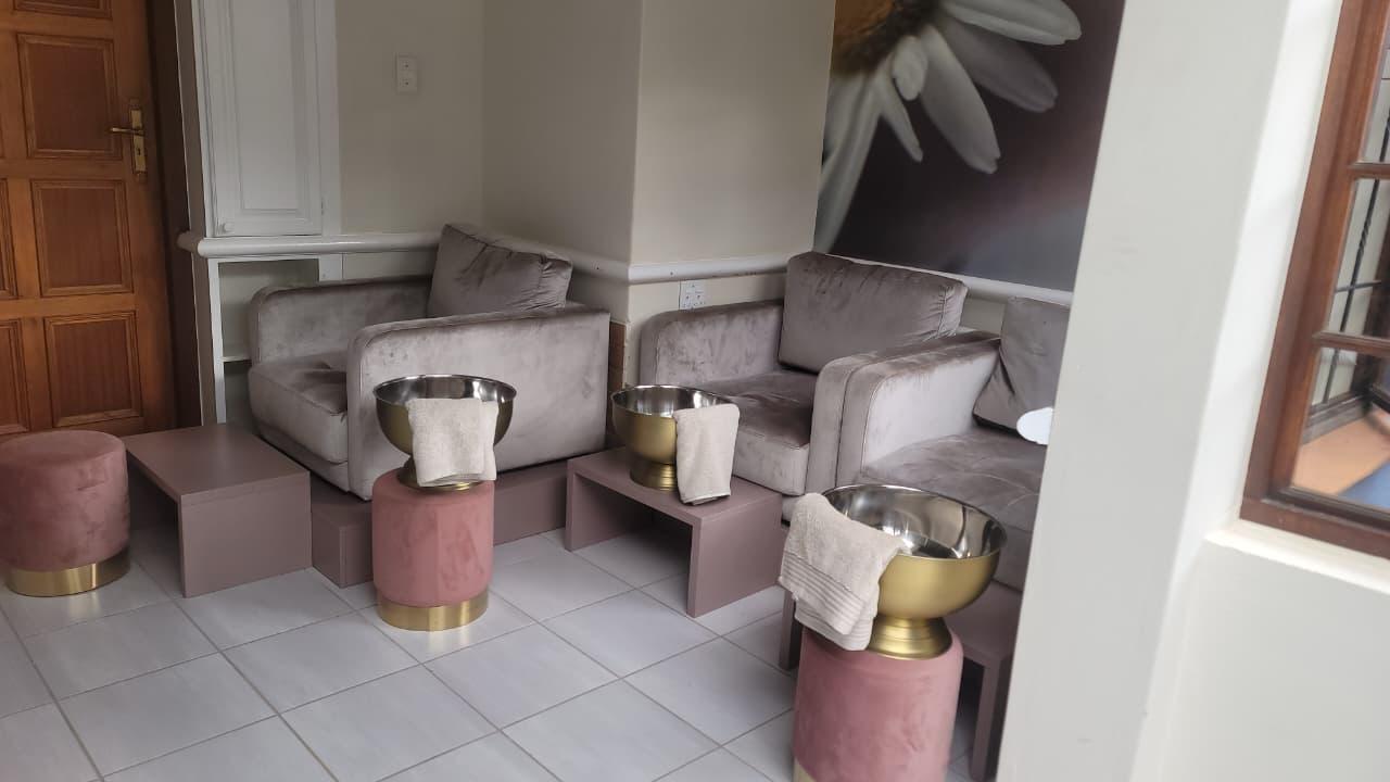 Inside Botsana Hair and Nail Salon